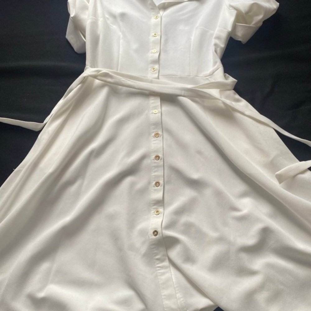 Sharagano Cream Button-Up Blouse